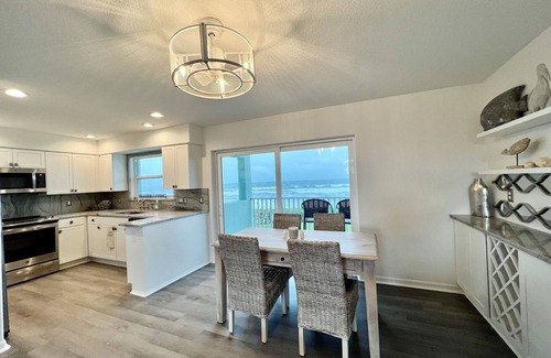 New Melbourne Beach Condo | Ocean Front: 10/10 Rated with Ocean Views & Breakfast