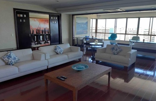 Sao Conrado House | Beachfront Mansion with Private Pool and Spa Retreat