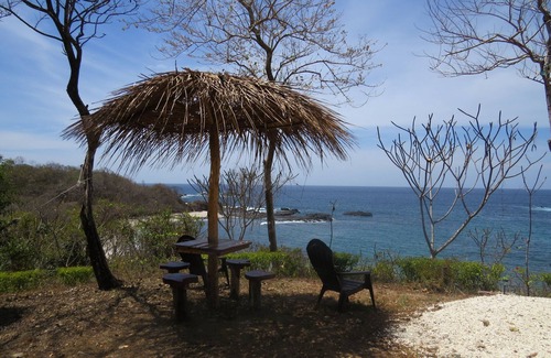 San Juanillo House | Romantic Oceanfront Bungalow with Spa and Pool Access