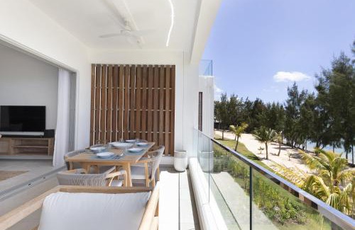 Grand Gaube Apartment | Ocean Grand Gaube: Guest Rated 9.6 with Oceanfront Views