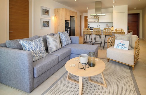 Grand Gaube Villa | Discover Ocean Grand Gaube: Family-Friendly with Pool