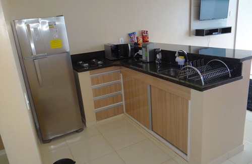 Mambucaba Apartment | Relaxing Ocean Green Flats with Pool and Scenic Views