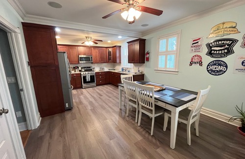 Ocean Grove House | Ideal Ocean Grove Getaway: Steps from Beach & Main Street