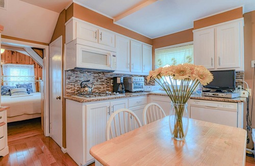 Ocean Grove House | Relaxing Ocean Grove Beach Monthly Rentals - Pet Friendly Stay