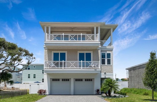 St. Augustine Beach House | Ocean Haven: Beachfront Oasis with Heated Pool Access
