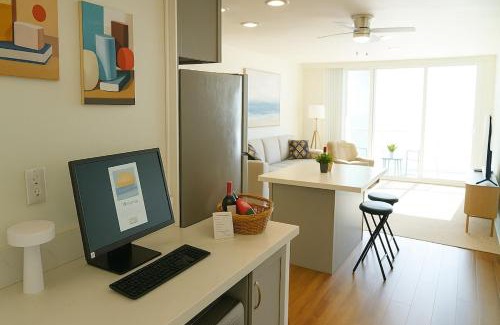 South Redondo Apartment | Ocean Haven - Wake to Waves ,Walk to Sand