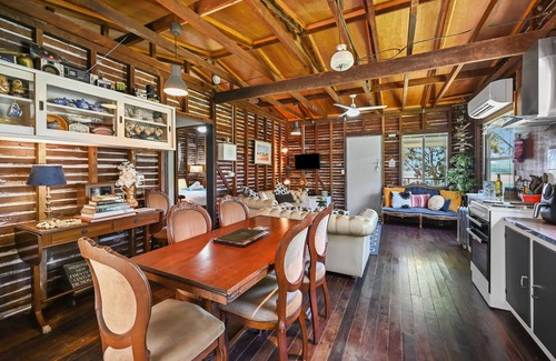Seventeen Seventy House | Ocean Haze - Prime Beachfront Getaway!