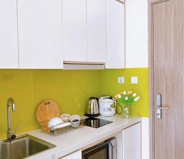 Tu Liem Apartment | Ocean Home: Pet-Friendly Escape with Private Beach Access