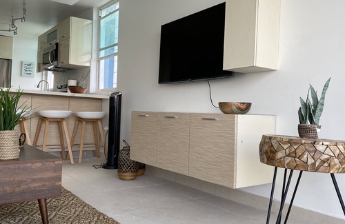 Isla Verde Apartment | Ocean View Retreat: Beachfront Bliss with Top Amenities