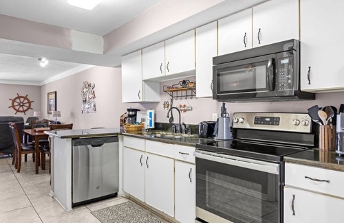 Gulf Shores Hotel | Ocean House Unit 2601: Rated 10/10 with Oceanfront Views