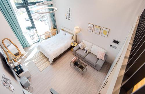 Yeosu Apartment | Ocean Marina Suite View: Exceptional Oceanfront Retreat