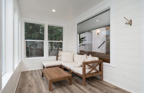 Seaside House | Ocean Mist: Exceptional Stay with Child-Friendly Amenities