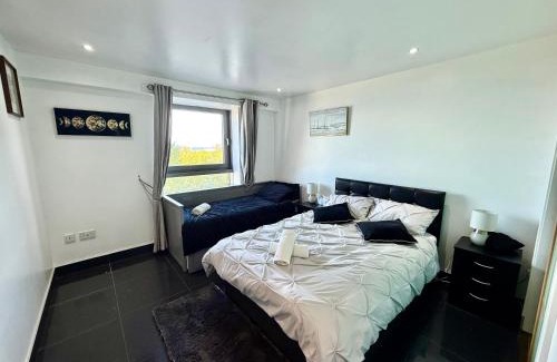 Newhaven Apartment | Ocean Park Apartments: Oceanfront Stay with Free Parking