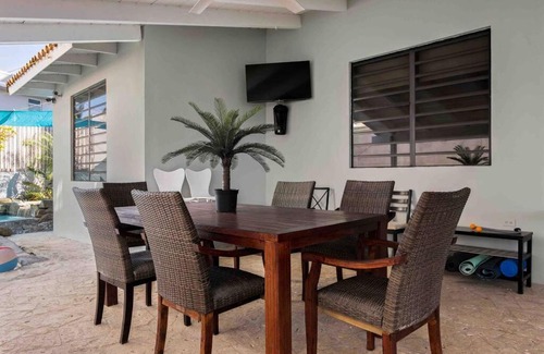 Ocean Park House | Ocean Park Beach Retreat with 6 Bedrooms & Pool Access