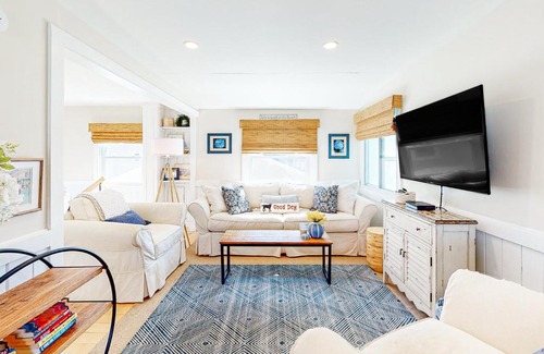 Ocean Park House | Family-Friendly Stay at Ocean Park Oasis with Pet Perks