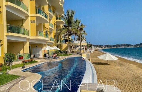 Manzanillo Apartment | Ocean Pearl Beachfront Retreat with Infinity Pool & Spa