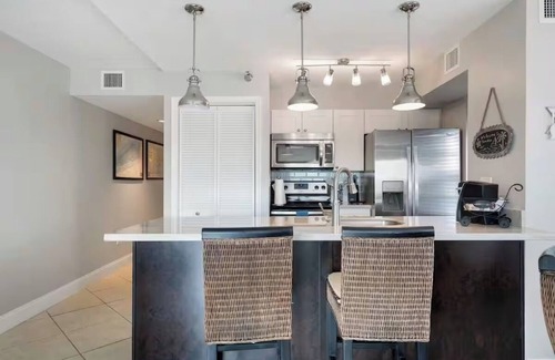 Tavernier Apartment | Ocean Pointe Condo ~ Beach, Pool, Hot Tub & Tennis