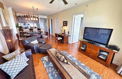 Panama City Beach House | Ocean Reef 2105: Top Rated Stay with Pool and Breakfast
