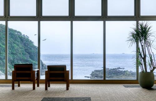 Nagasaki Hotel | Seaside Escape at Ocean Resort Nomon長崎 with Hot Tub