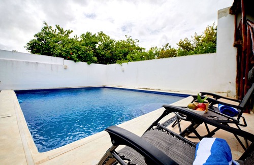 Yobain Villa | Ocean Retreat Pool by Fidalsa