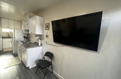Crescent City Apartment | Ocean's 1177 Apartment: Oceanfront Retreat with Spa Access