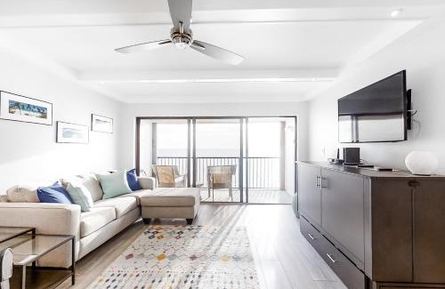 Madeira Beach Hotel | Unforgettable Ocean Sands 1105: Ultimate Beachfront Retreat