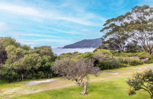 Nelson Bay Apartment | Waterfront Retreat: Ocean Shores with Shoal Bay Views