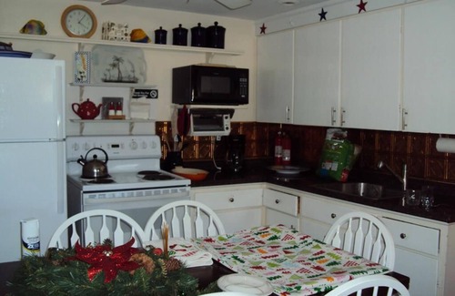 North Beach Haven House | Cozy Ocean Side Home in Brant Beach with Breakfast Included