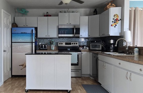 Rodanthe House | Ocean View Retreat - Pet Friendly with Hot Tub and Spa