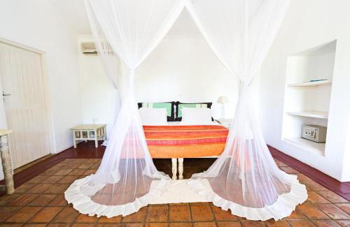 Watamu Hotel | Ocean Sports Resort: Oceanfront Getaway with Top Amenities