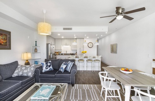 Newtown Condo | Oceanfront Condo with Pool & Spa - Rated 10/10 by Guests