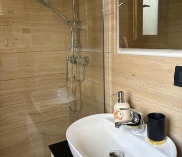 Delebio Apartment | Ocean Suite con letto ad acqua