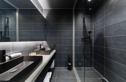 Himi Cabin | Relaxing Ocean Suite at Himi Toyama - Family-Friendly Stay
