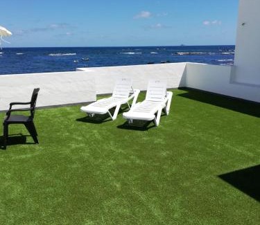 Orzola House | Ocean Sunshine: Top-Rated Oceanfront Retreat for Families