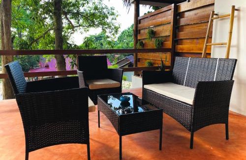 Ko Pha-ngan Resort | Ocean Vibes: Guest Rated 9.3 with Oceanfront Amenities