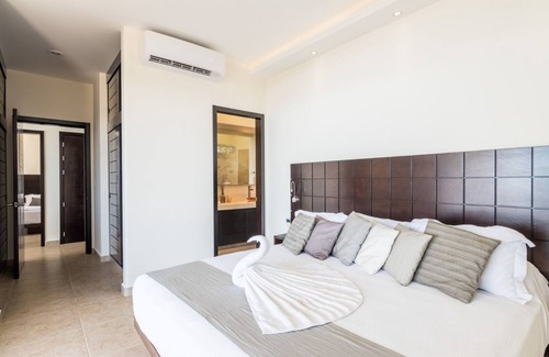 San Pedro Mixtepec Resort | Ocean View Penthouse with Resort Amenities Overlooking Pacific
