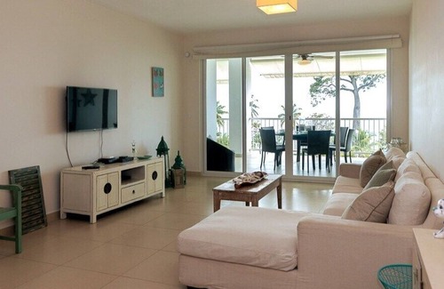 Rio Hato Condo | Oceanfront Bliss: 3bd Retreat with Pools & Beach Access