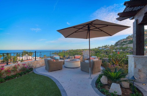 Palmilla Villa | Ocean View Casa Bella Villa with Pool and Gourmet Kitchen