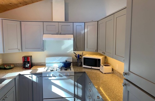 Bailey Island Cottage | Ocean View Cottage: Ideal Family Retreat on Bailey Island