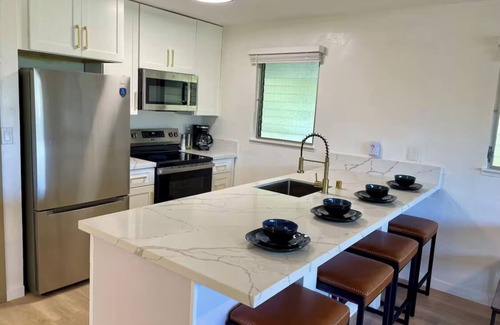 Wailua Condo | Ocean view A/C, pool/hot tub coconut marketplace