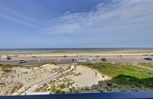Stella-Plage Apartment | Family-Friendly Apartment Cucq-Stella Plage with Spa Access