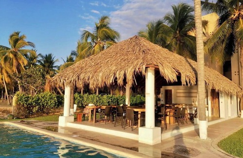 Barra de Potosi Apartment | Cozy Ocean View Apartment for Family-Friendly Getaways