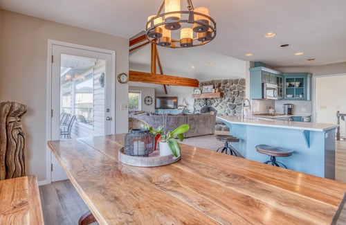 Roads End House | Unforgettable Ocean View at Roads End in Lincoln City