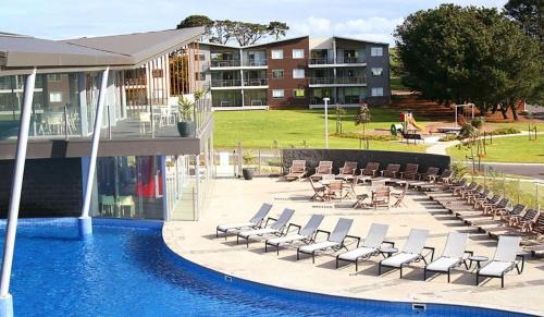 San Remo House | Scenic Ocean View Retreat at Silverwater with Pool Access
