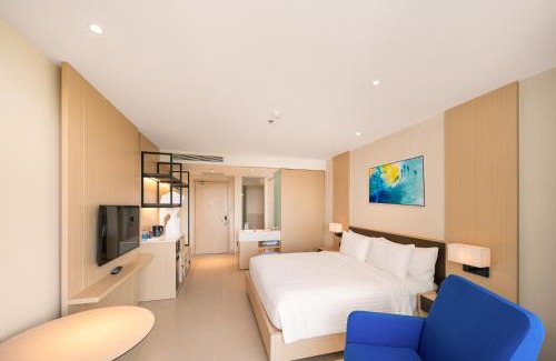 Khanh Hoa Apartment | Oceanfront Bliss at The Arena Cam Ranh Resort, Bai Dai Beach