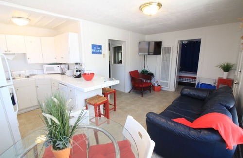 Mission Beach Cottage | Ocean View Beach Cottage Steps from the Shore - Ideal for Families