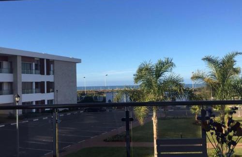 El Mansouria Apartment | Ocean View BGB Resort: 4-Star Escape with Private Beach