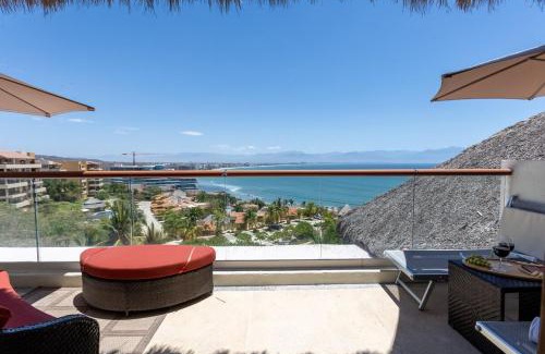 La Cruz de Huanacaxtle Apartment | Ocean View Condo with Resort Pool & Beach