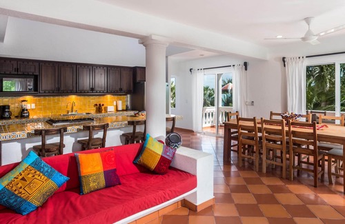 Cozumel Condo | Beachfront Oasis: 3-Bedroom Ocean View Condo Retreat
