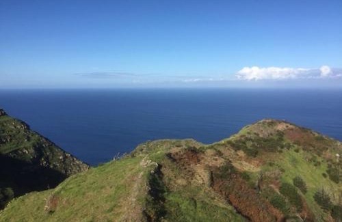 Ponta do Pargo House | Ocean View Cottage: 4-Star Retreat with Pool & Sea Access